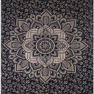 NWT-BOHO BLACK AND GOLD MANDALA TAPESTRY